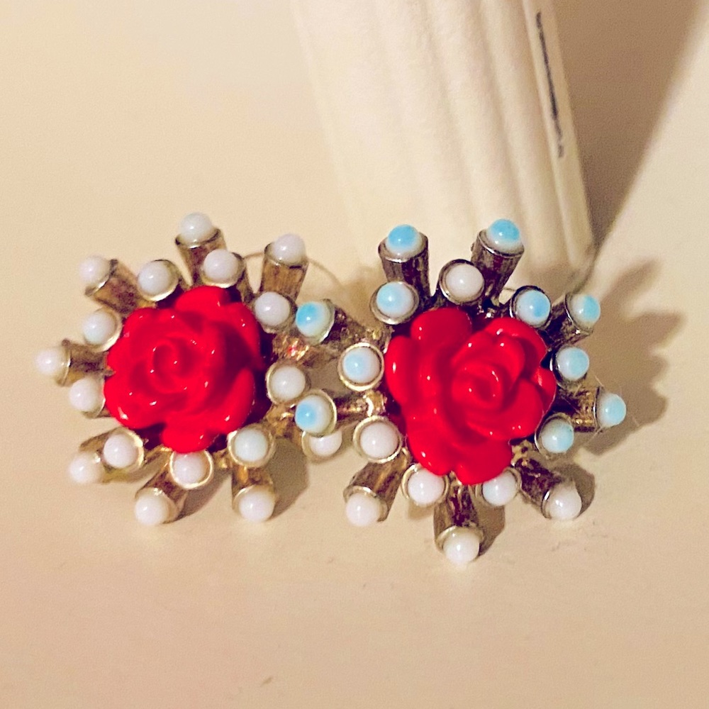 Banana Republic Rose Vintage Feel Earrings